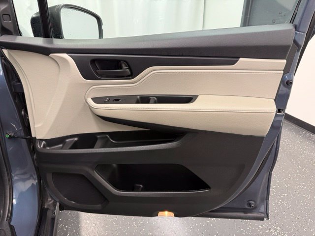 Used 2025 Honda Odyssey EX-L image 8
