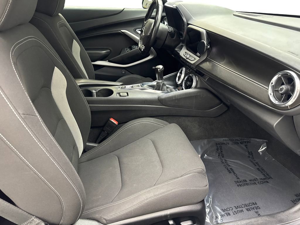 Used 2021 Chevrolet Camaro LT w/ Technology Package RWD image 37