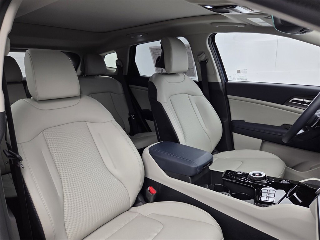 Used 2023 Kia Sportage EX w/ EX Premium Package image 14