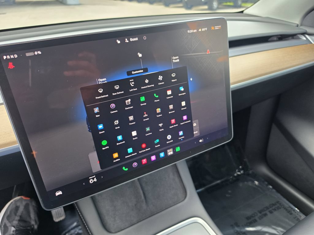 Used 2023 Tesla Model Y Long Range AWD/4WD image 30