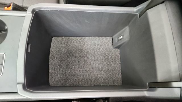 Used 2021 Volkswagen Atlas Cross Sport SE w/ Panoramic Sunroof Package image 50