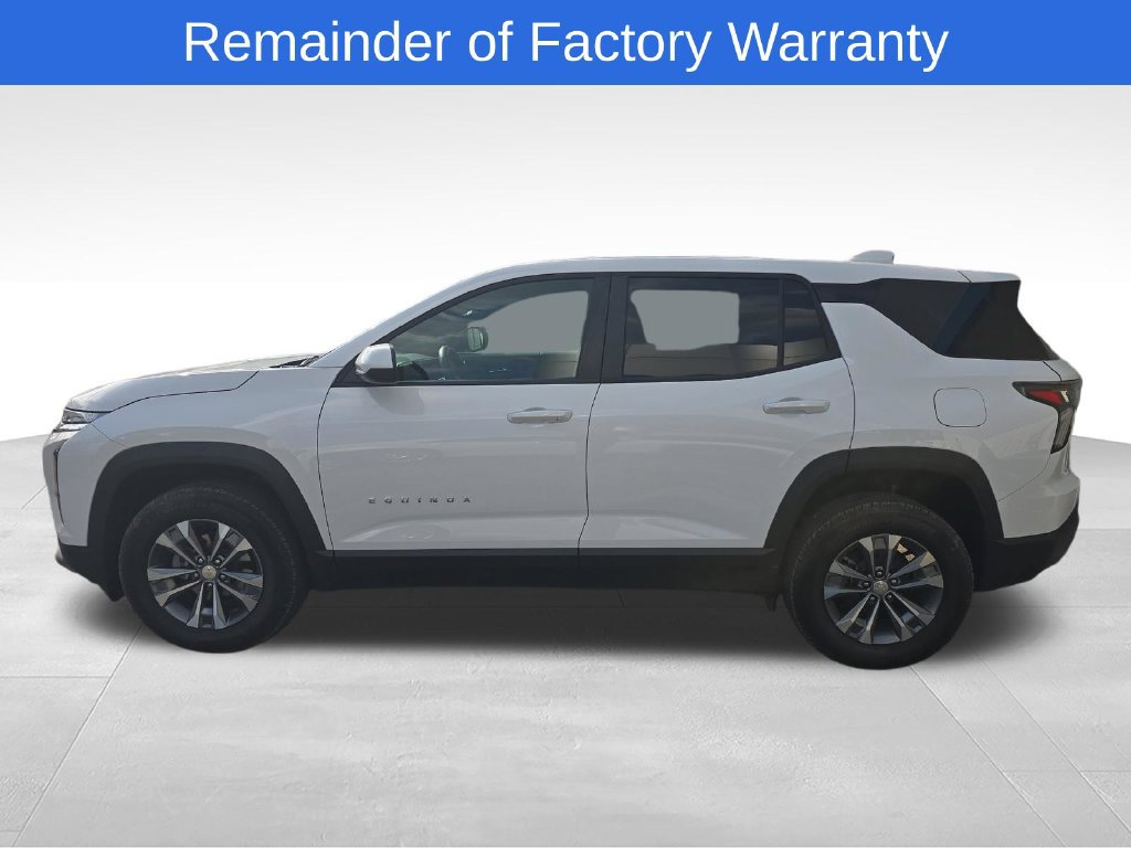 Used 2026 Chevrolet Equinox LT AWD/4WD image 2