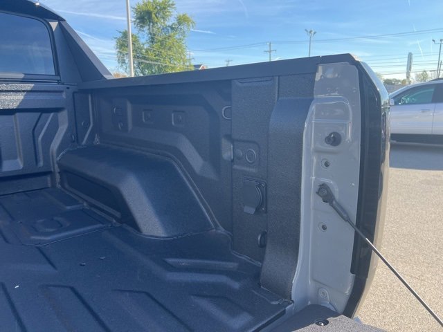 New 2025 GMC Hummer EV 3X w/ LPO, Sport Package image 16