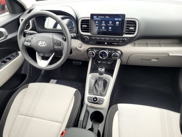 New 2025 Hyundai Venue SEL FWD image 31