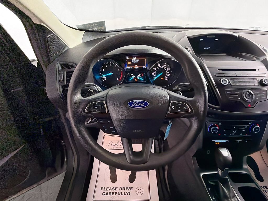 Used 2017 Ford Escape SE image 11
