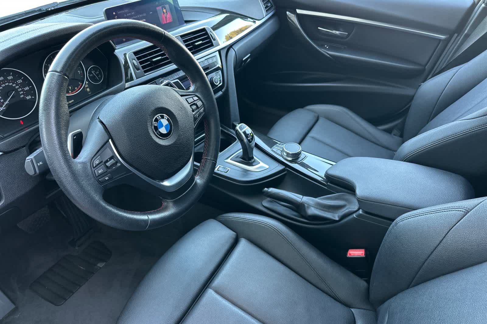 Used 2018 BMW 330i Sedan RWD image 11