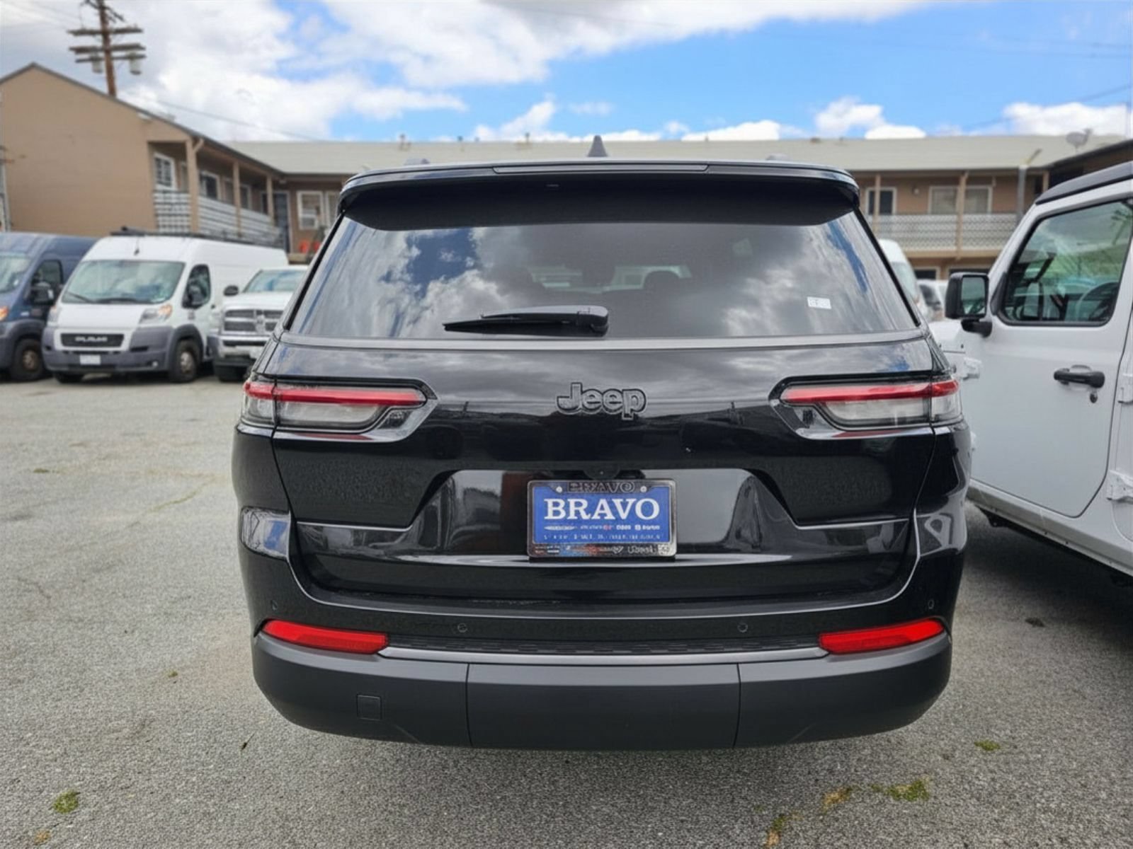 New 2026 Jeep Grand Cherokee L Altitude RWD image 6