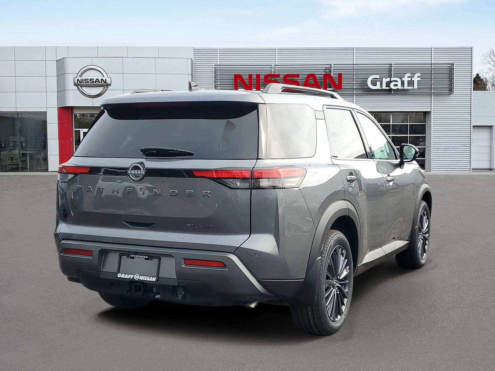 New 2026 Nissan Pathfinder SL w/ SL Premium Package AWD/4WD image 3