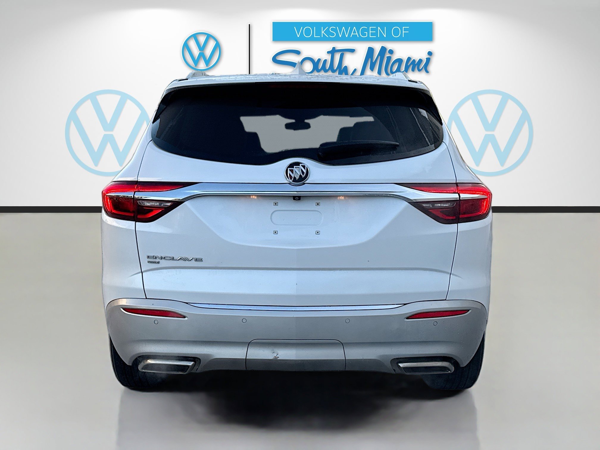 Used 2021 Buick Enclave Essence w/ Sound and Sites Package image 6