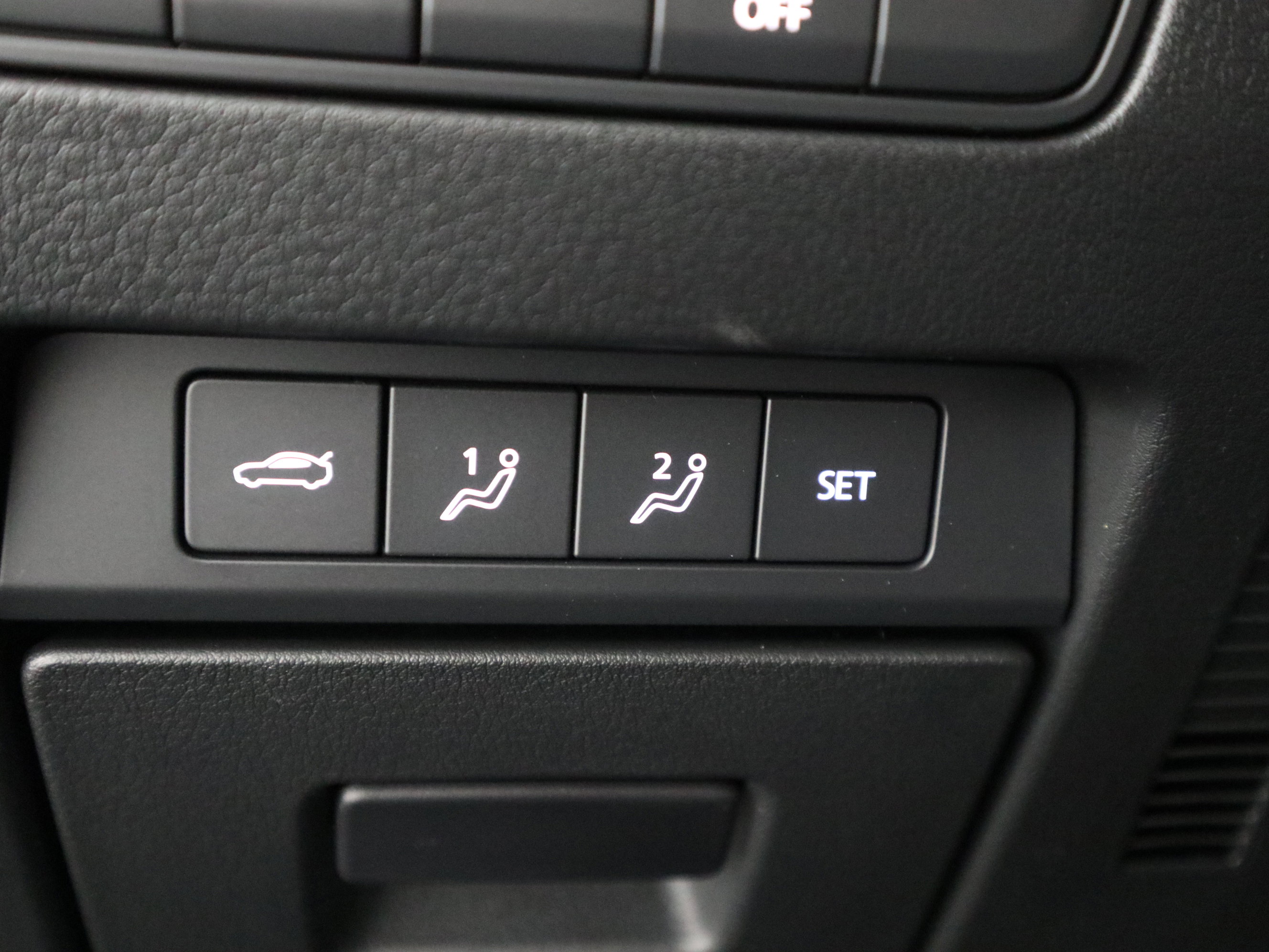 New 2026 MAZDA MAZDA3 2.5 S Sedan w/ Preferred Pkg image 28