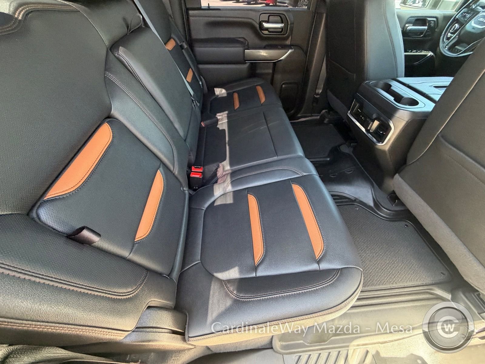 Used 2022 GMC Sierra 2500 AT4 w/ Gooseneck/5TH Wheel Package AWD/4WD image 13