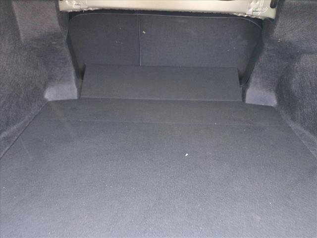 Used 2023 Toyota Camry SE FWD image 6