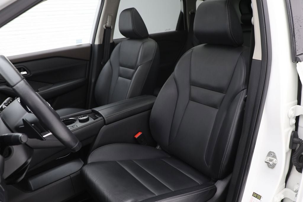Used 2023 Nissan Rogue SL w/ SL Premium Package image 15