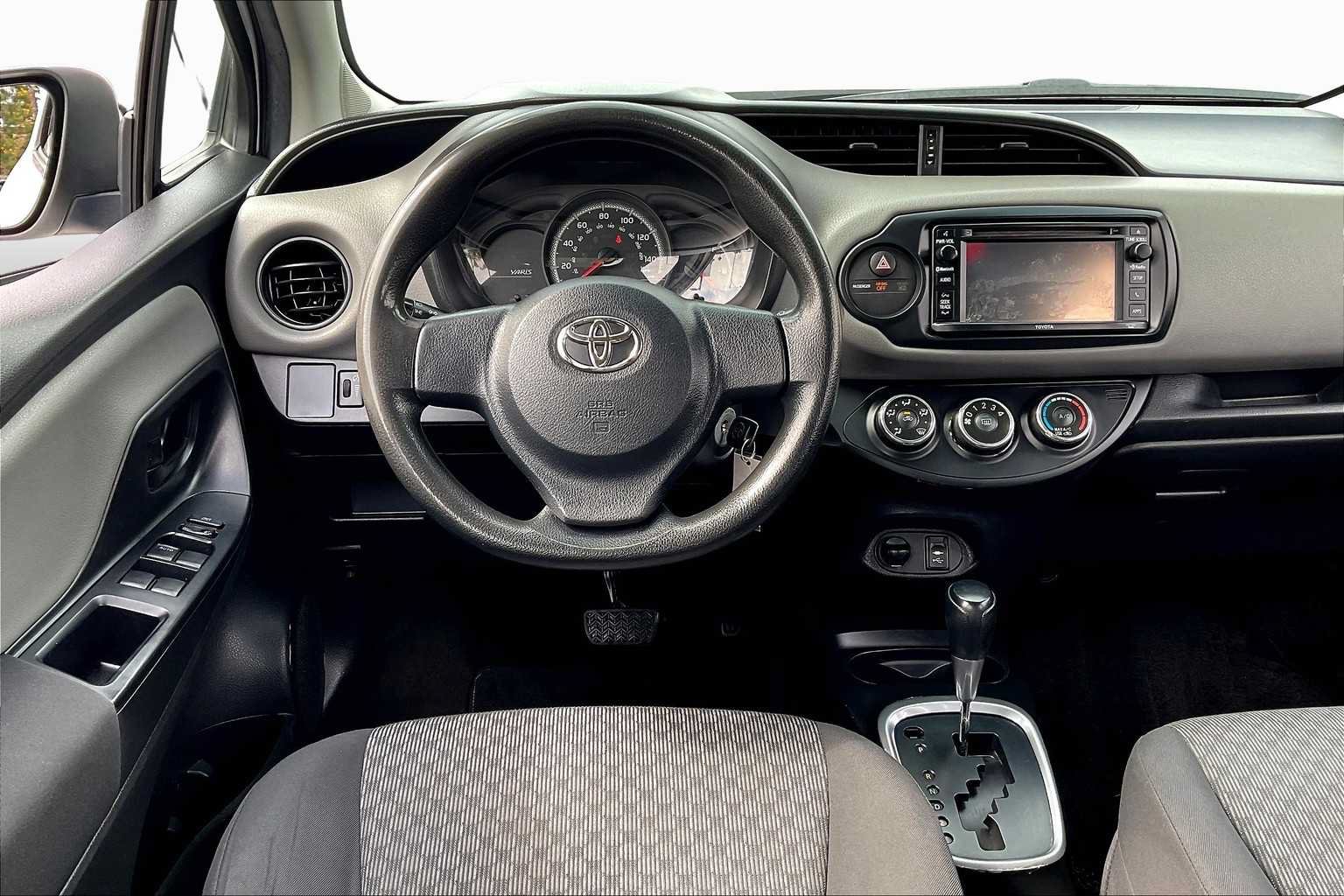 Used 2015 Toyota Yaris L FWD image 5