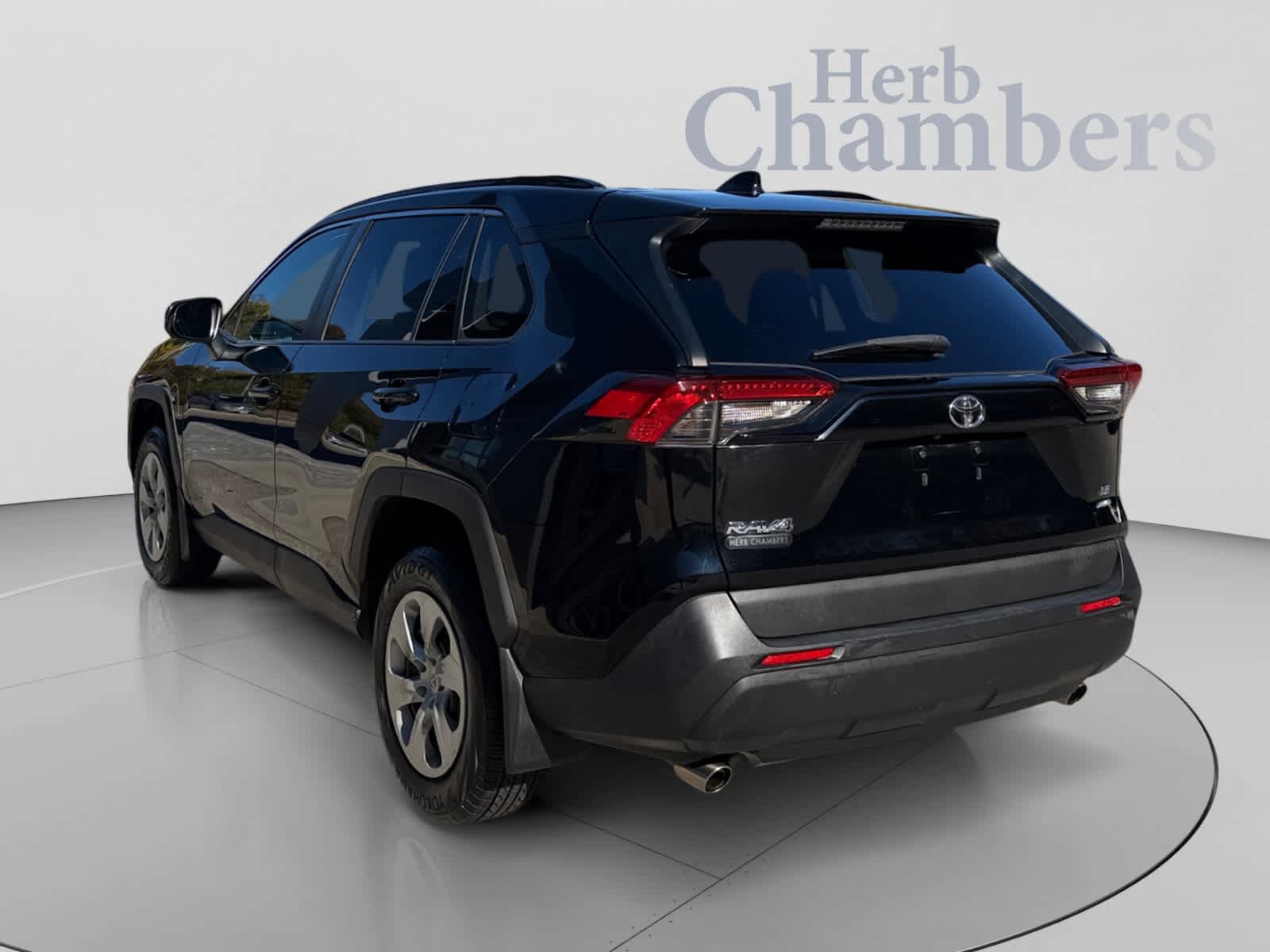 Used 2019 Toyota RAV4 LE w/ All Weather Liner Package AWD/4WD image 3