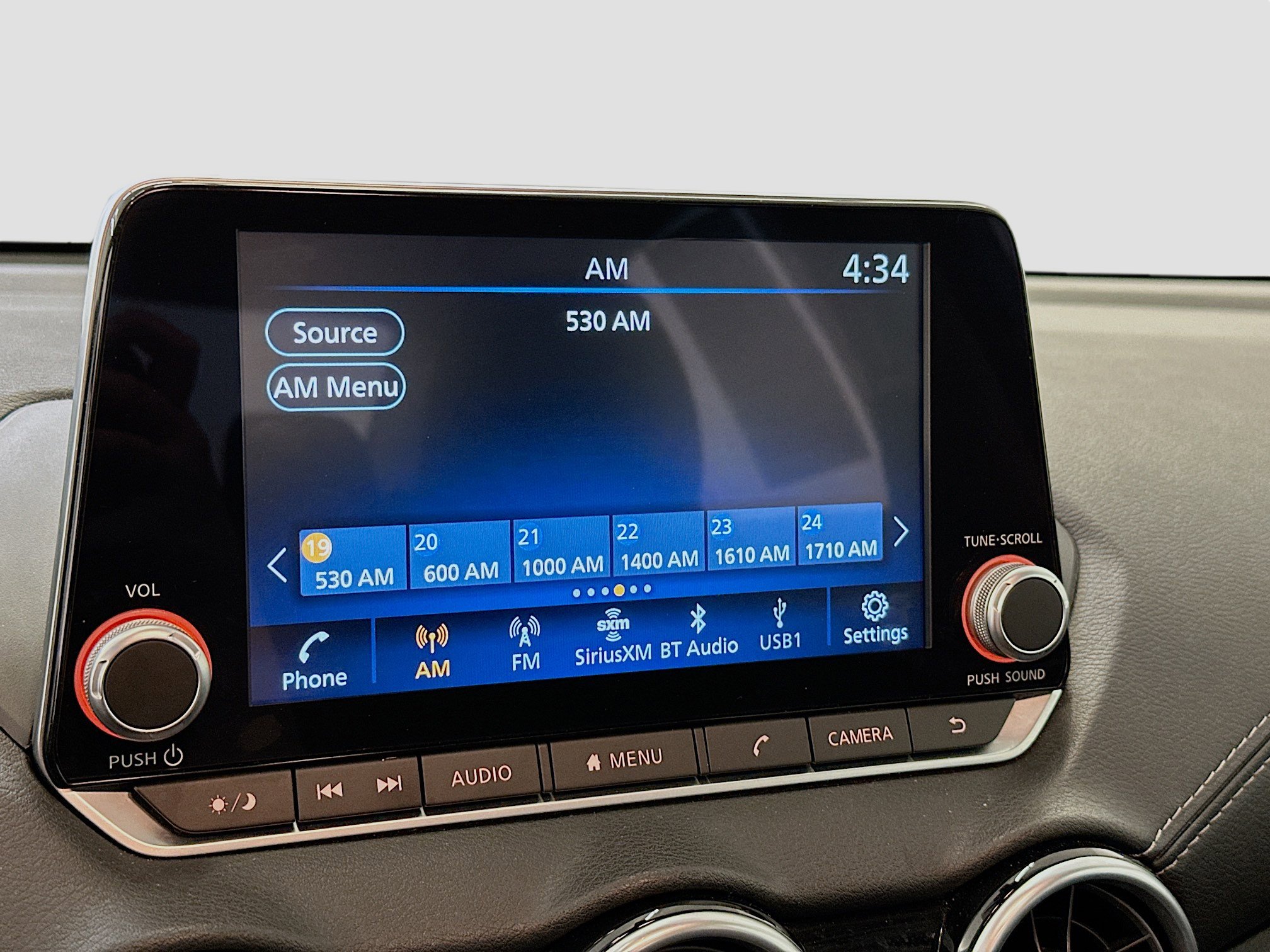 Used 2024 Nissan Sentra SV image 21