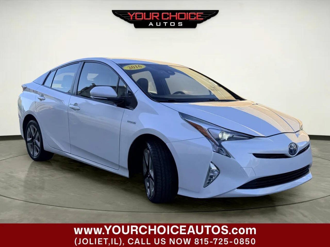 Used 2016 Toyota Prius Three Touring FWD image 9