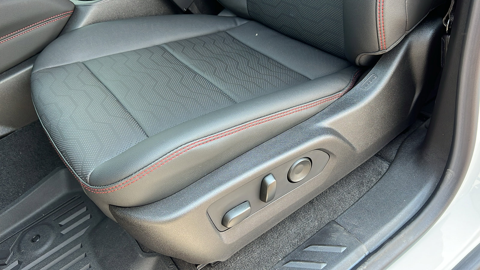 New 2026 Chevrolet Colorado Z71 image 19