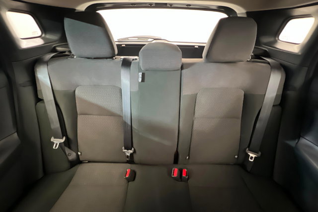 Certified 2025 Nissan Kicks S image 25