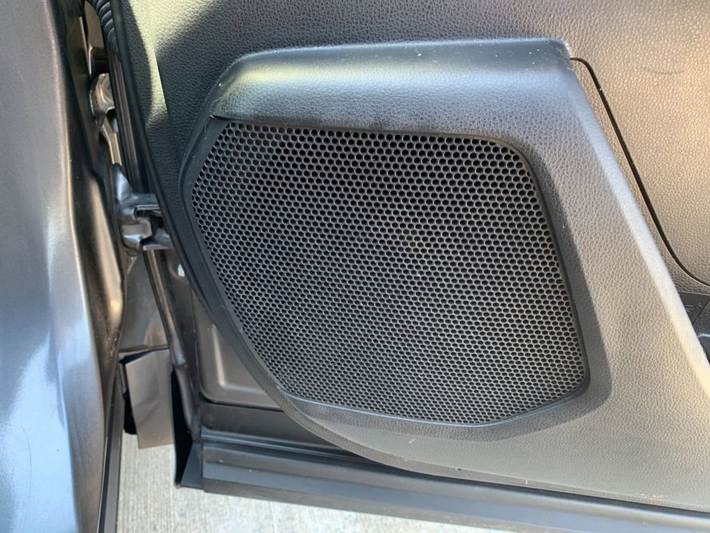 Used 2023 Toyota Highlander XLE FWD image 23