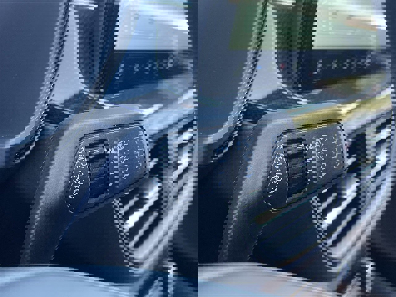 New 2025 Ford Escape ST-Line w/ Tech Pack #1 image 12