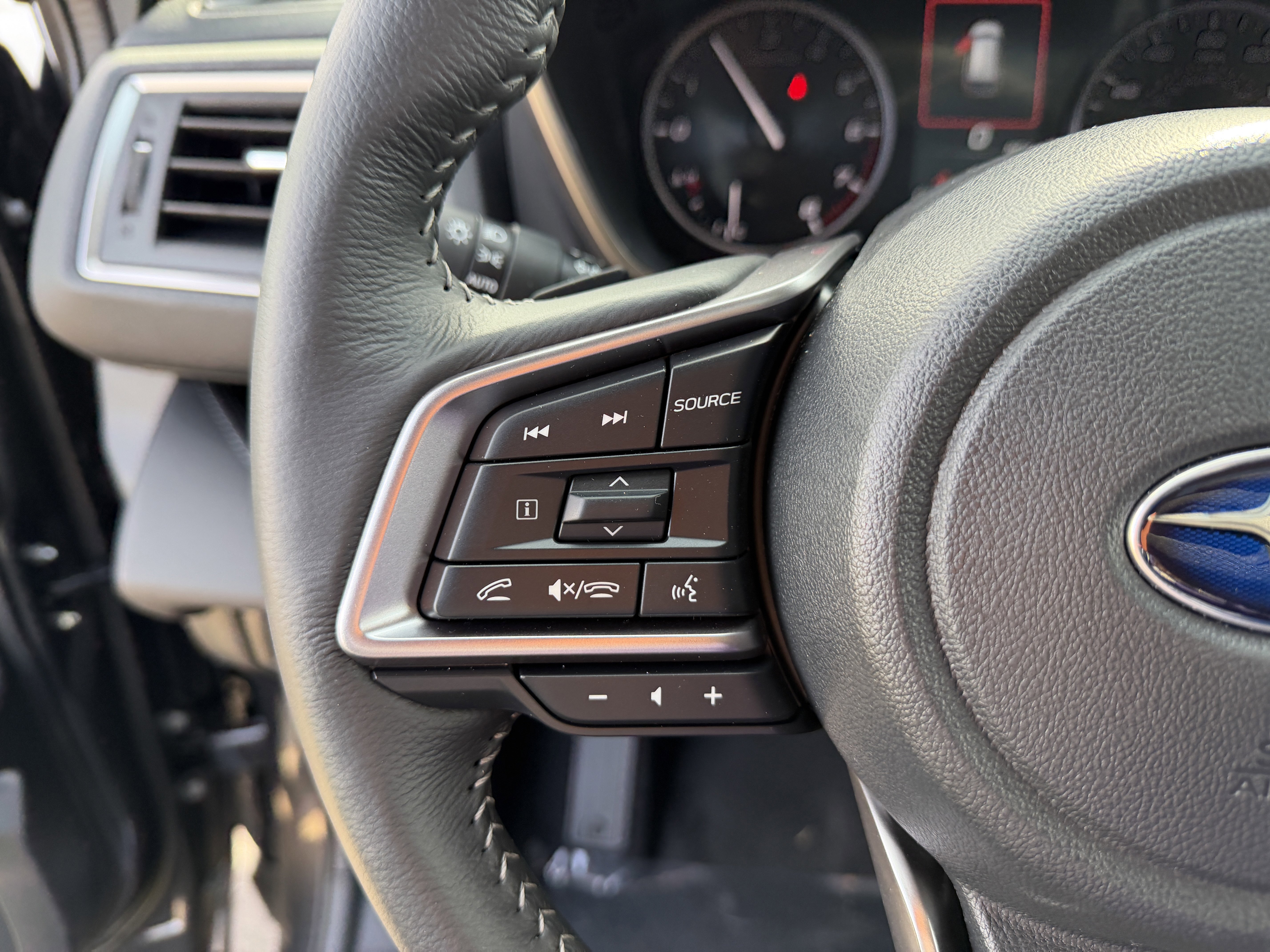 New 2026 Subaru Ascent Limited image 16