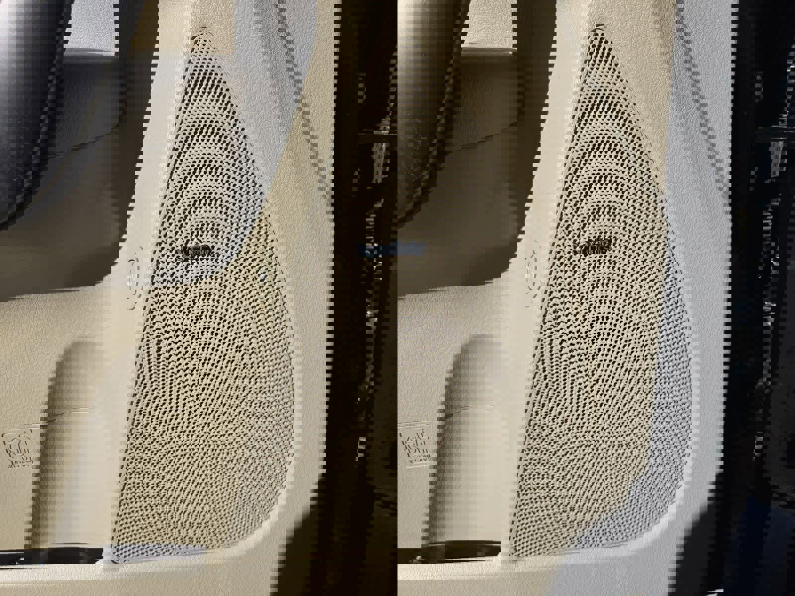 Used 2015 Kia Sorento EX w/ EX V6 Touring Package image 31