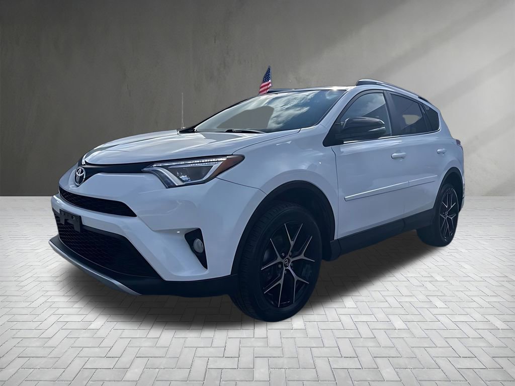 Used 2016 Toyota RAV4 SE video 2