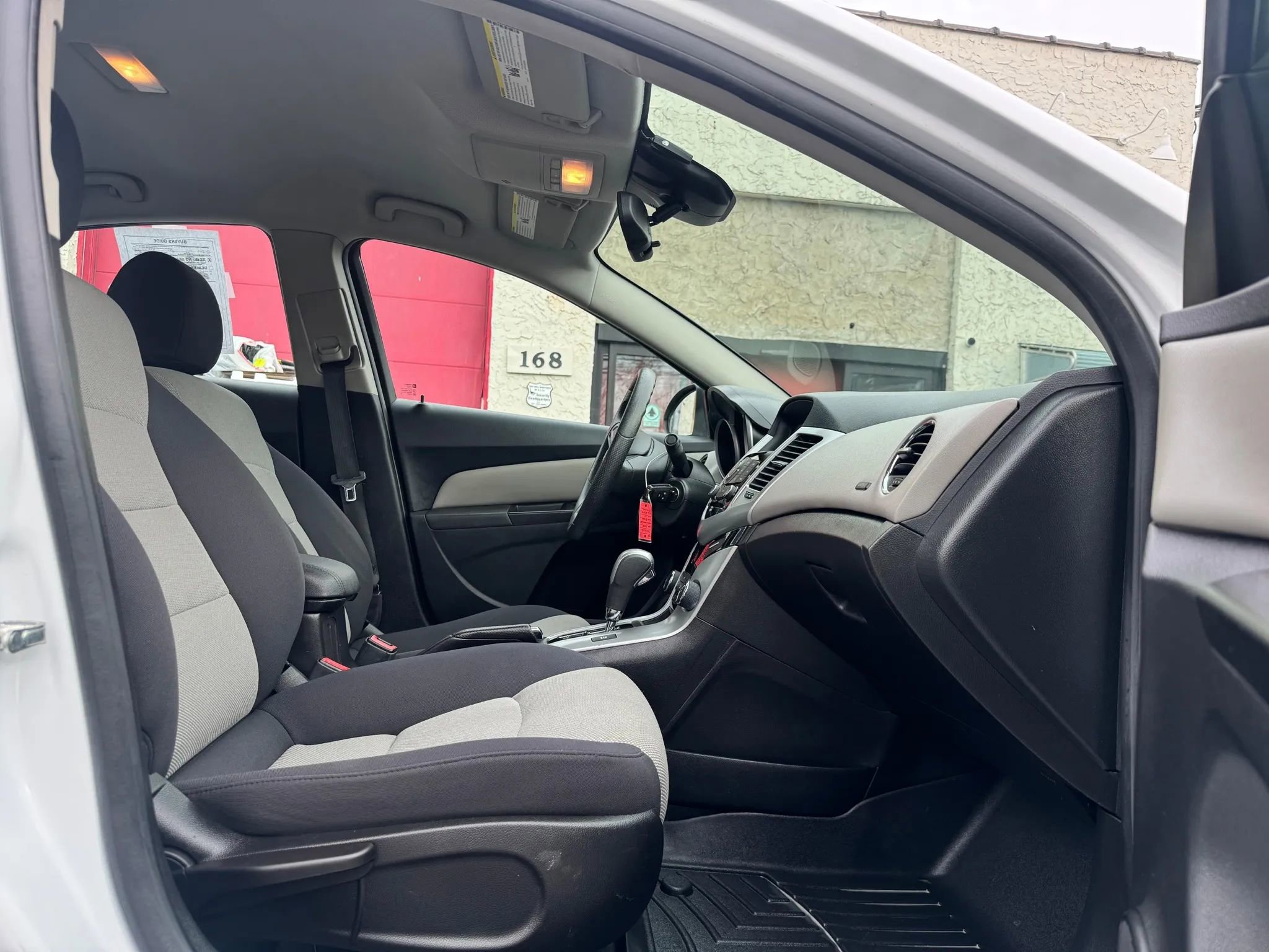 Used 2013 Chevrolet Cruze LS image 18