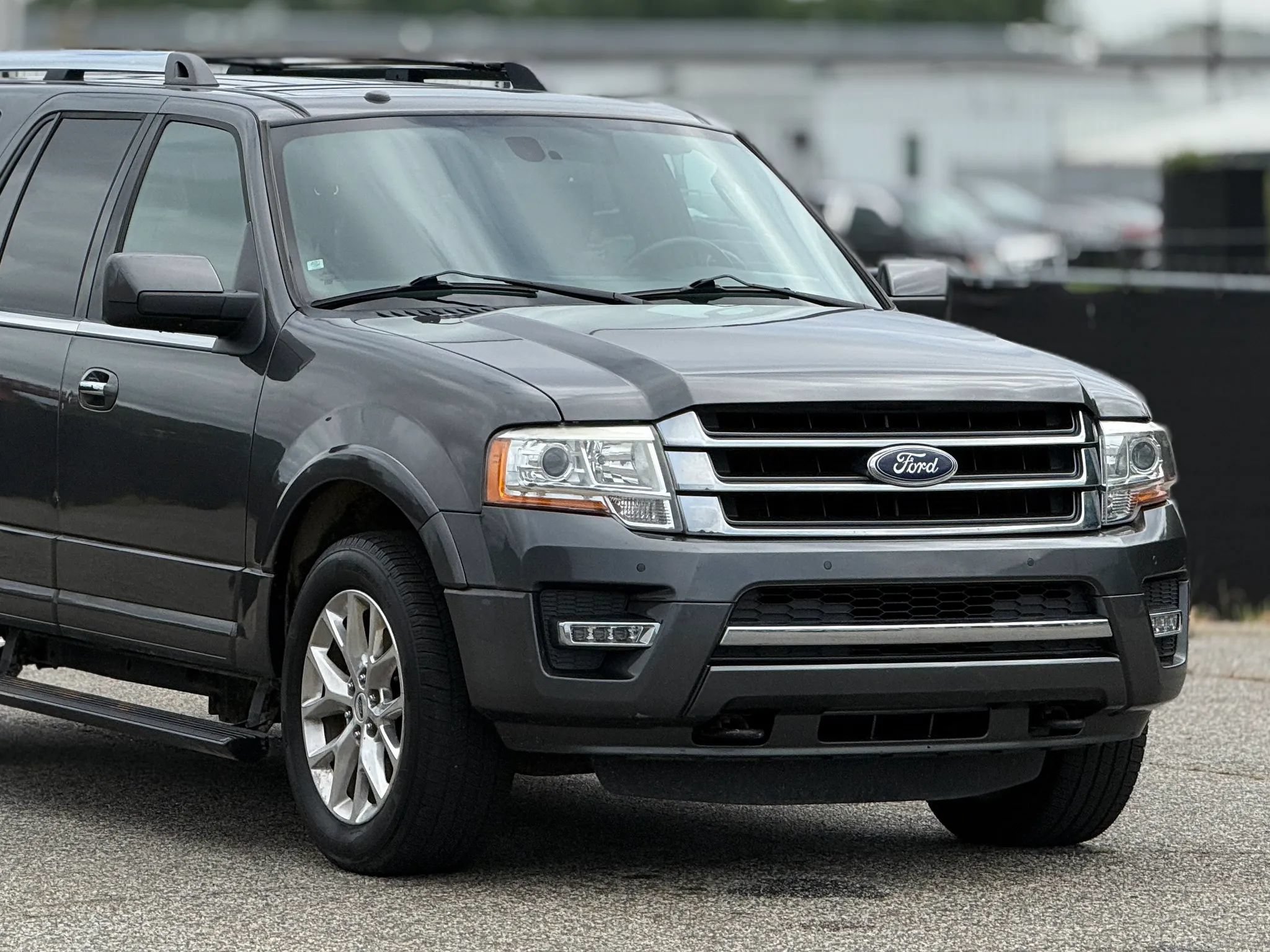 Used 2015 Ford Expedition EL Limited w/ Equipment Group 301A AWD/4WD image 15