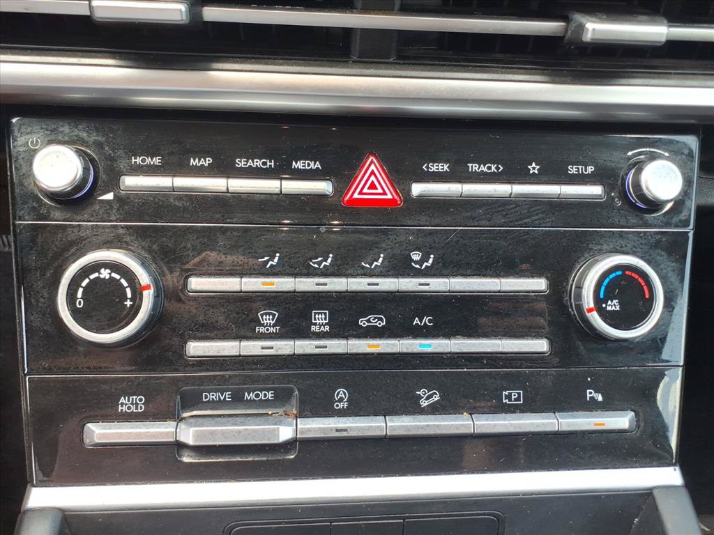 Used 2024 Hyundai Santa Fe SE FWD image 22