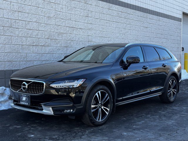 Used 2019 Volvo V90 T5 Cross Country w/ Protection Package Premier image 1