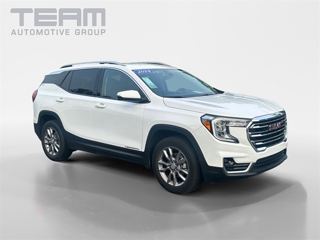 Used 2024 GMC Terrain SLT