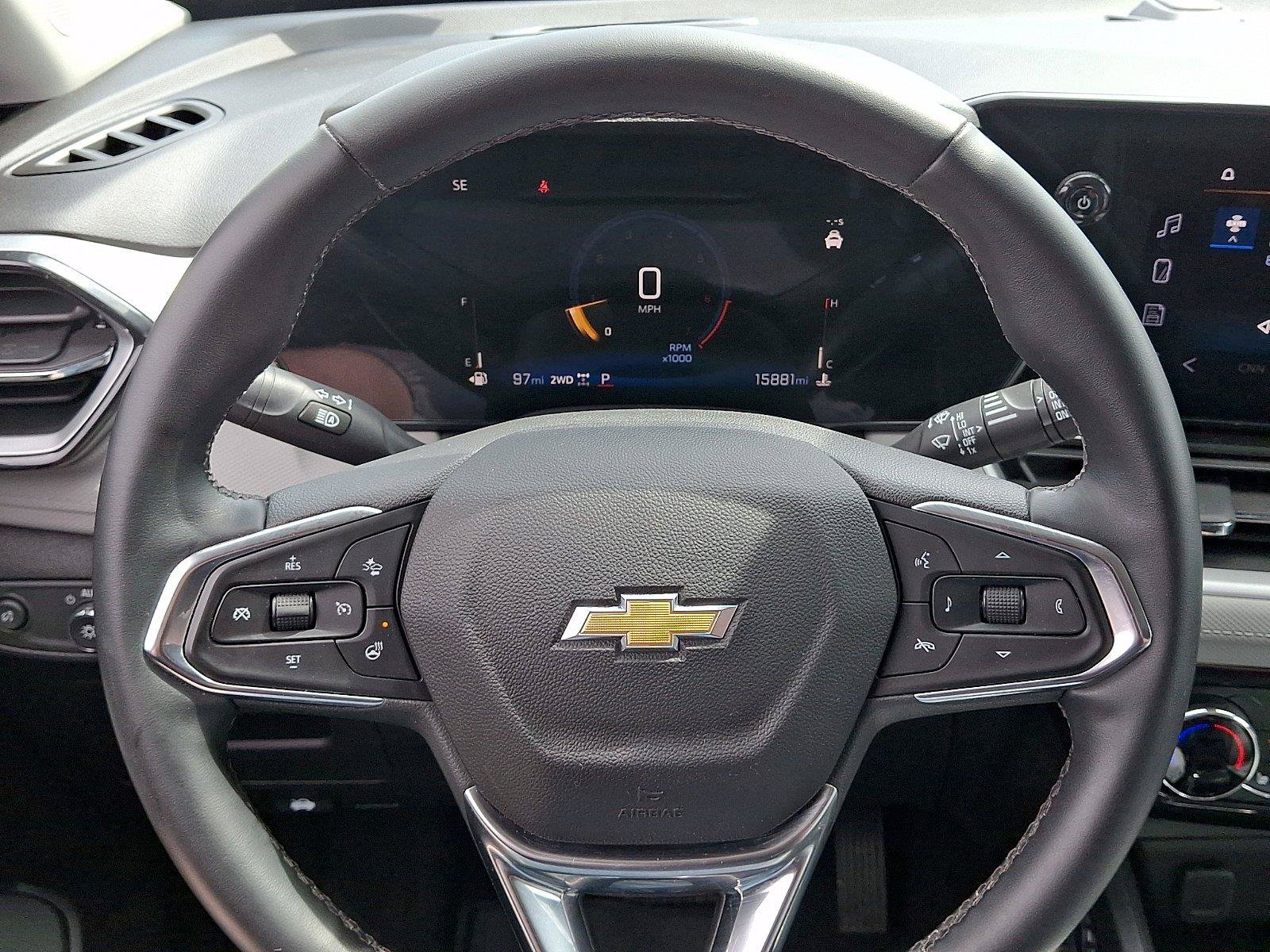 Used 2024 Chevrolet TrailBlazer LT w/ LT Cold Weather Package AWD/4WD image 18