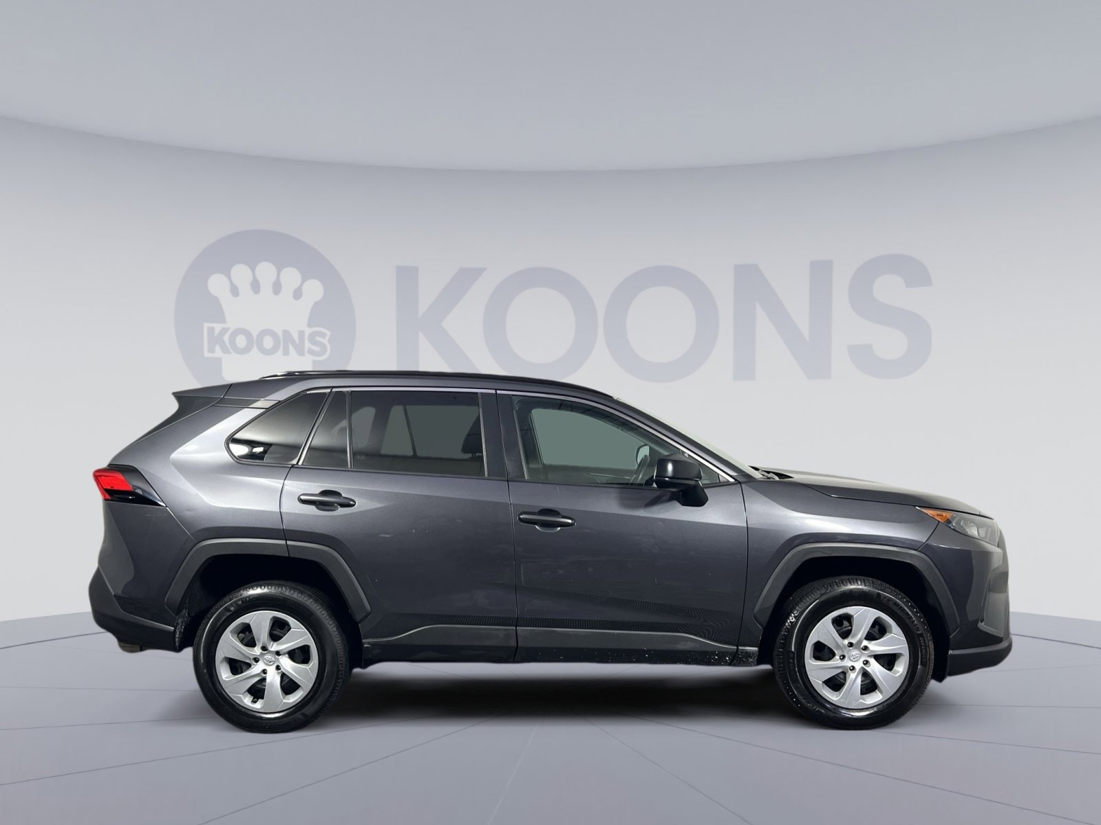 Used 2020 Toyota RAV4 LE w/ Carpet Mat Package image 8