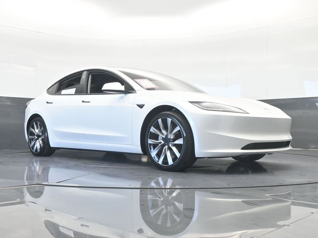 Used 2024 Tesla Model 3 Standard Range image 60