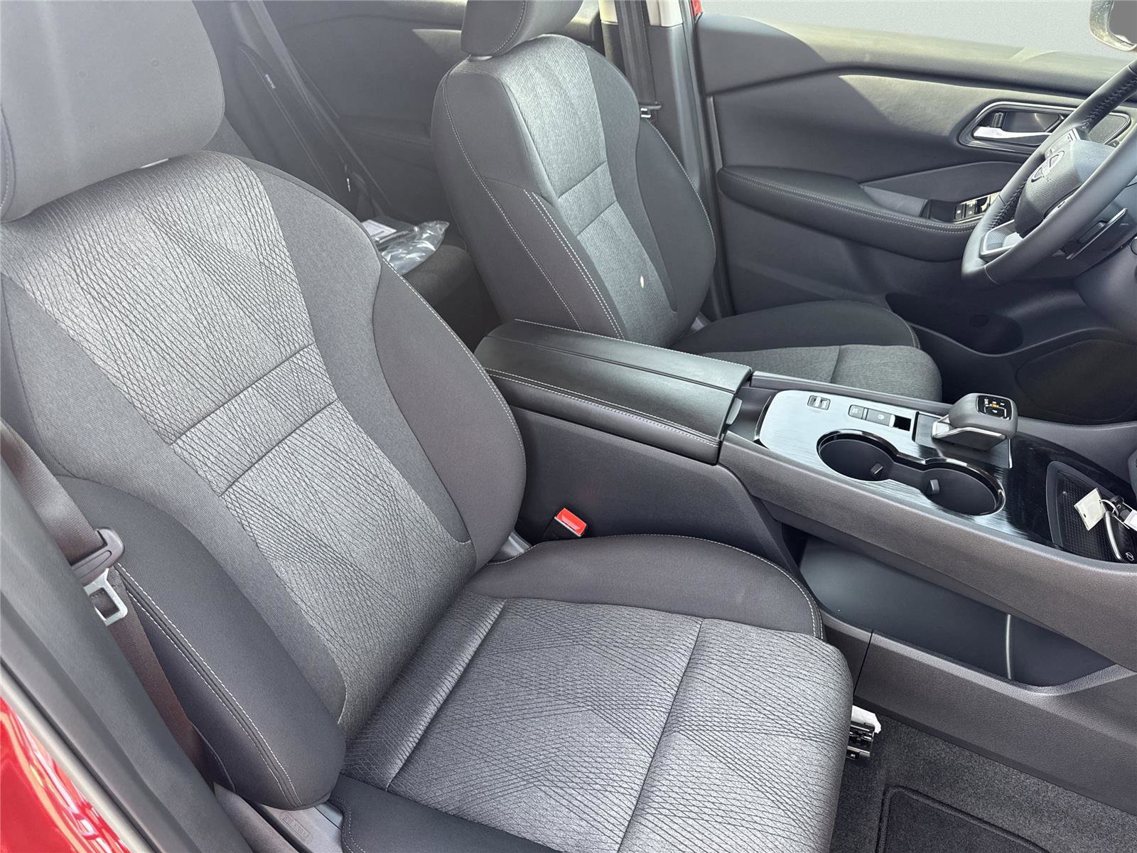 New 2026 Nissan Rogue SV FWD image 35