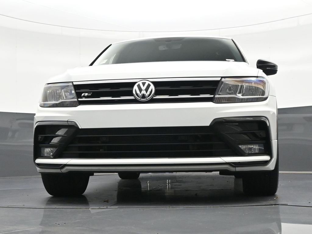 Used 2020 Volkswagen Tiguan SE R-Line AWD/4WD image 34
