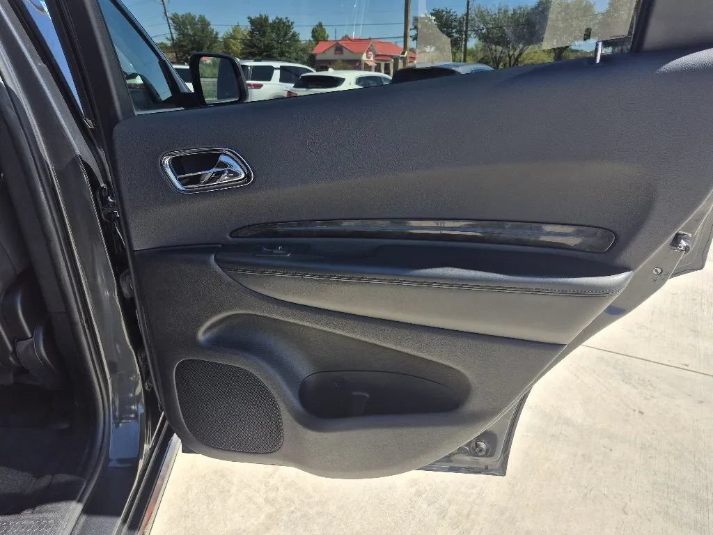 Used 2011 Dodge Durango Crew RWD image 19