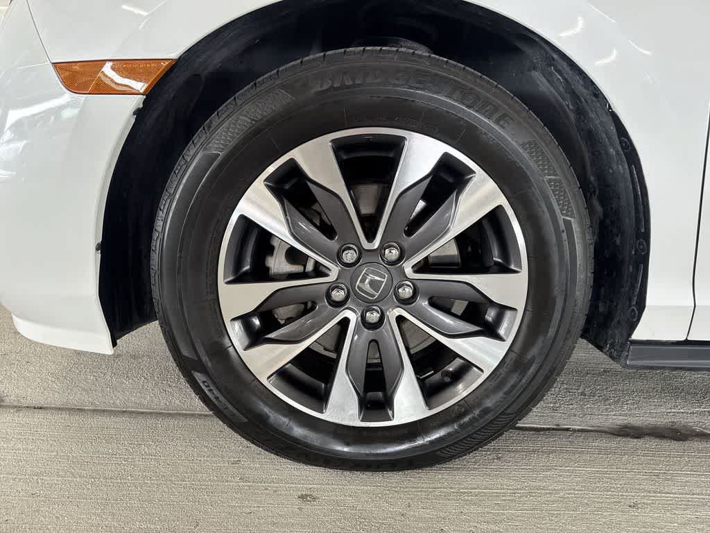 Used 2023 Honda Odyssey EX-L image 10