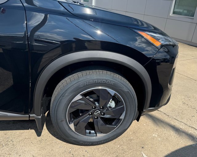 New 2026 Nissan Rogue SV image 3