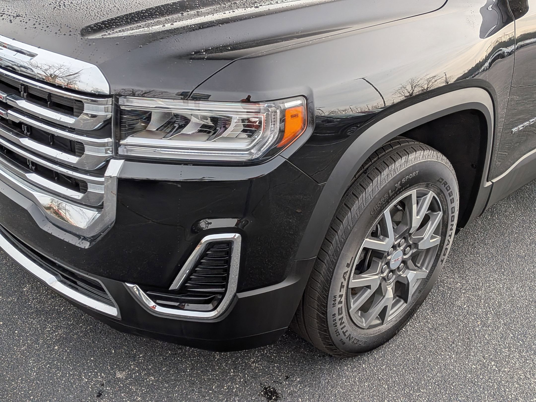 Certified 2023 GMC Acadia SLE w/ Driver Convenience Package image 11