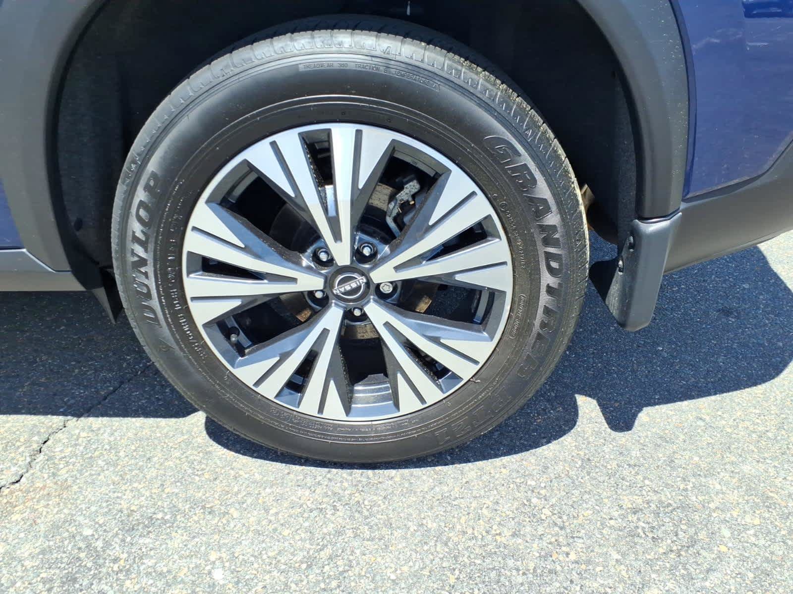 Certified 2023 Nissan Rogue SV AWD/4WD image 9