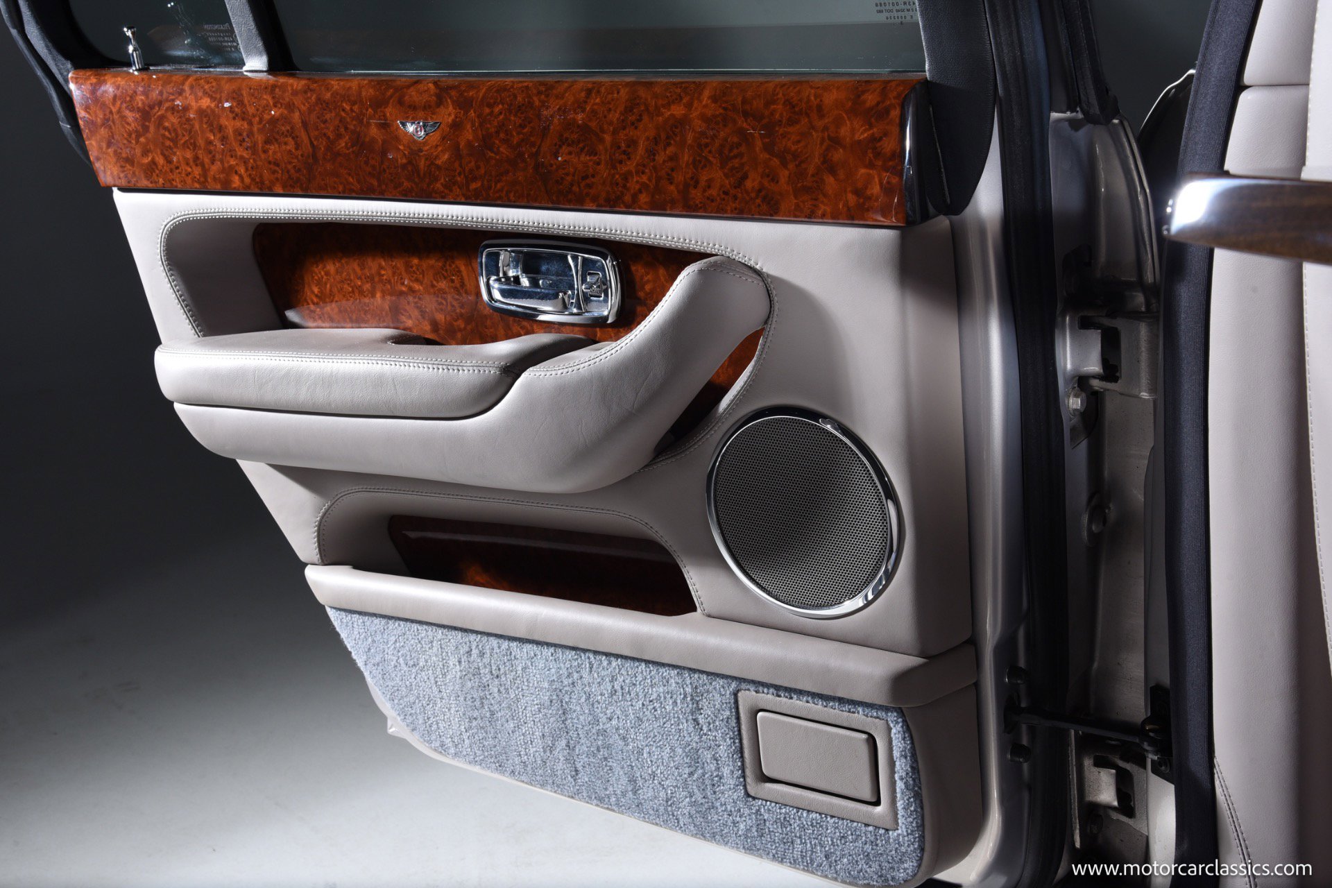 Used 2005 Bentley Arnage R image 40