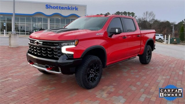 Used 2022 Chevrolet Silverado 1500 ZR2 w/ Technology Package image 5