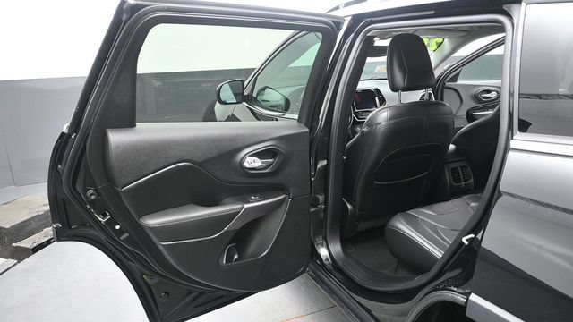 Used 2020 Jeep Cherokee Limited AWD/4WD image 26