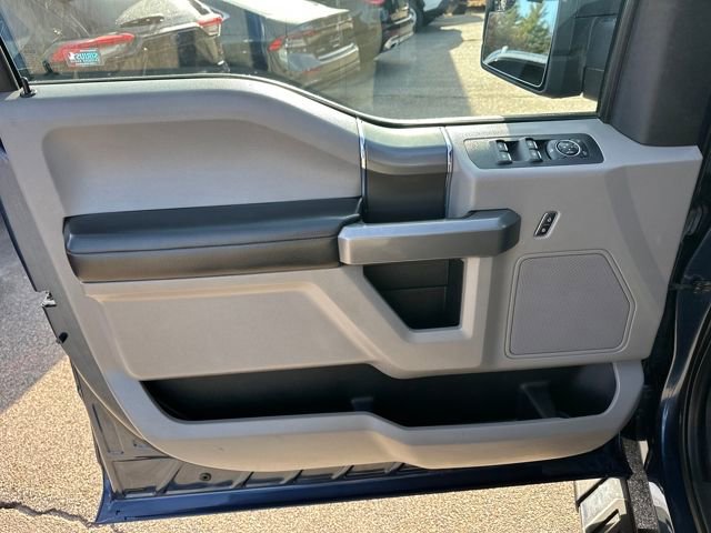 Used 2016 Ford F150 XLT w/ Equipment Group 302A Luxury image 14