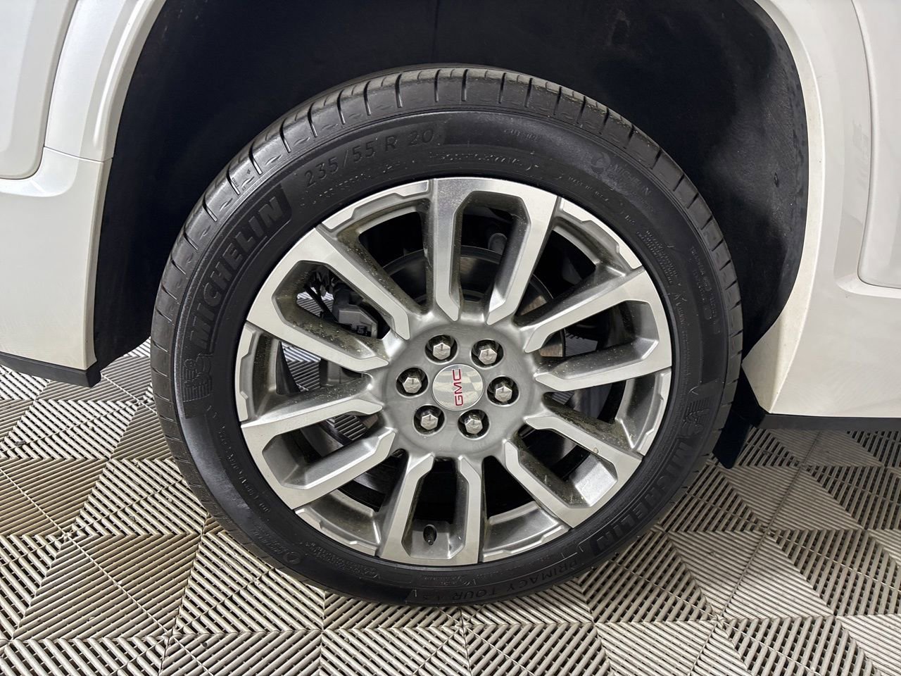 Used 2023 GMC Acadia Denali w/ Denali Ultimate Package image 35