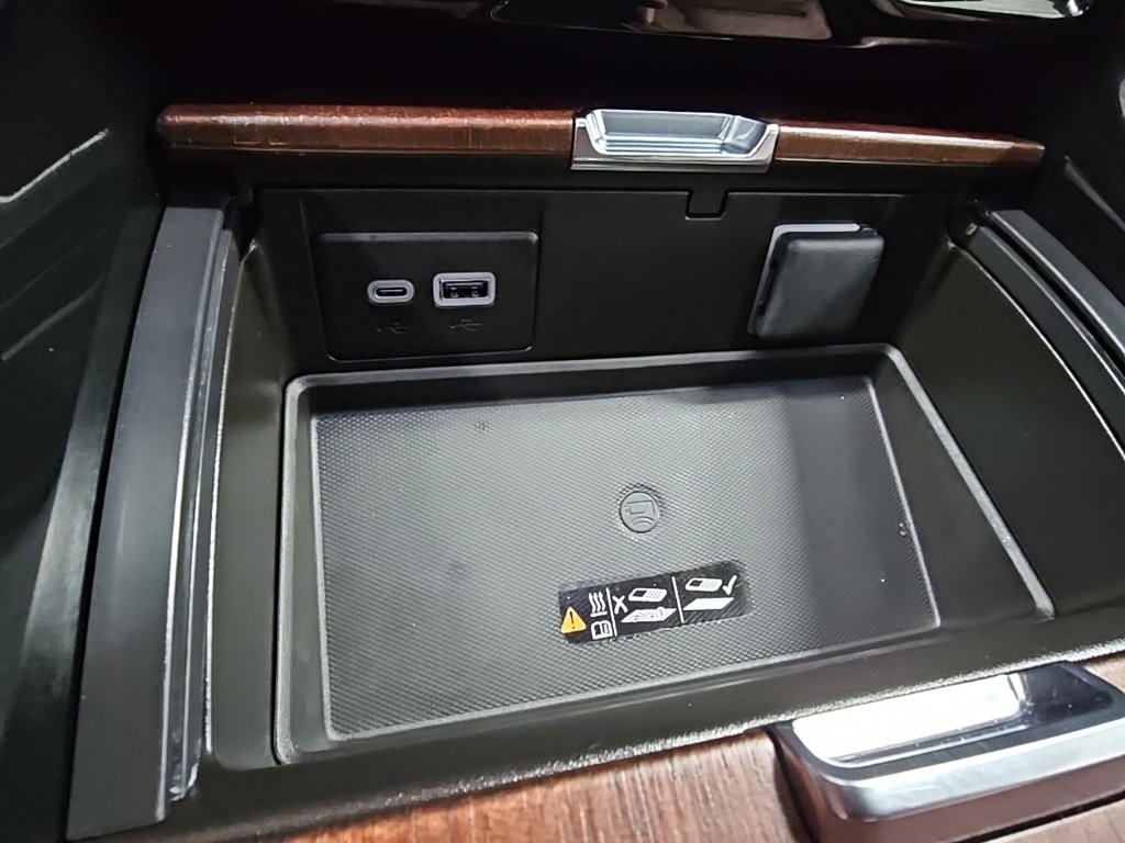 Certified 2024 GMC Yukon Denali Ultimate image 21