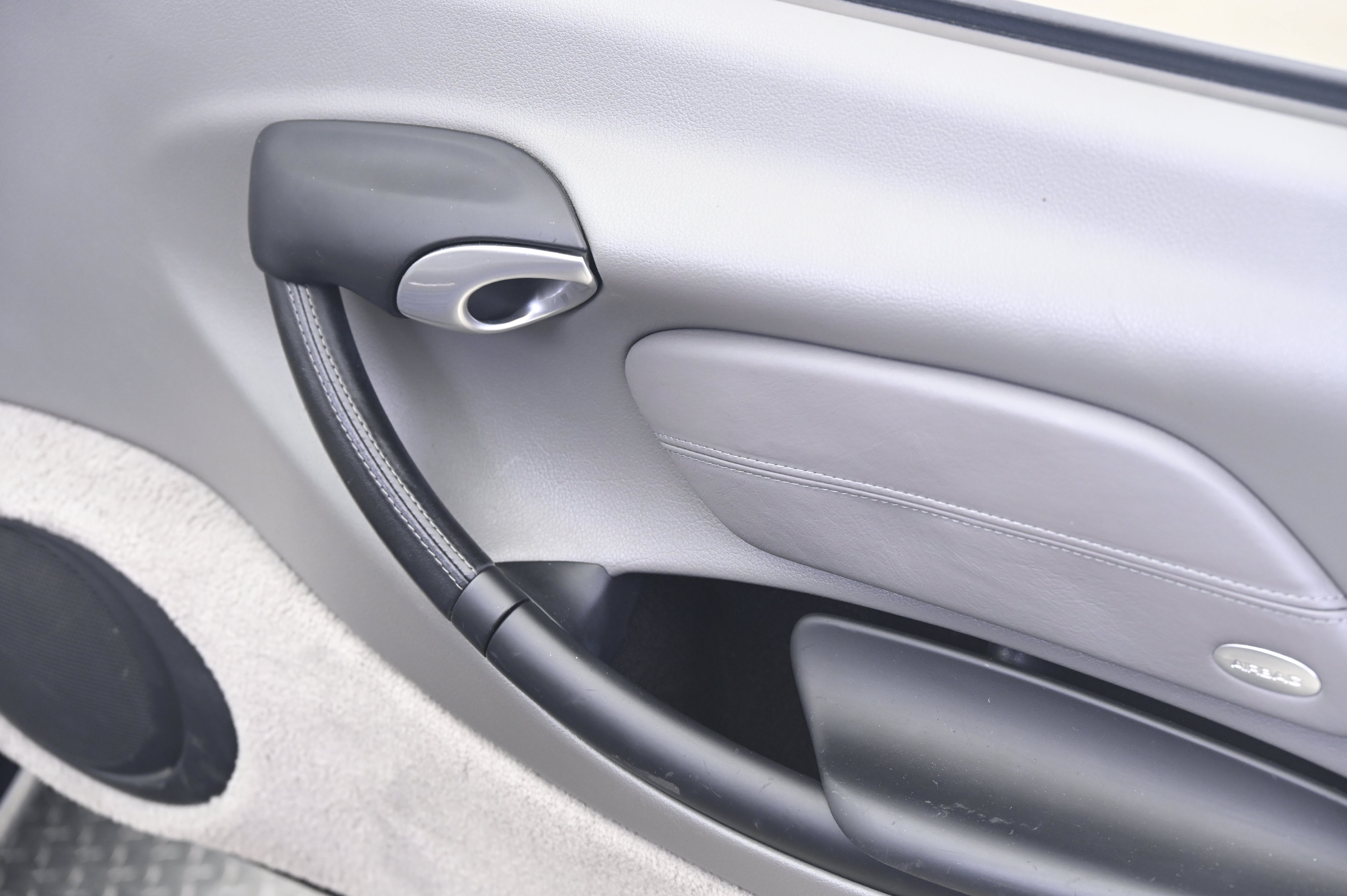 Used 2001 Porsche Boxster RWD image 21